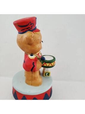 Christmas Holiday Teddy Bear Soldier Wind Up Music Box Statue Figurine